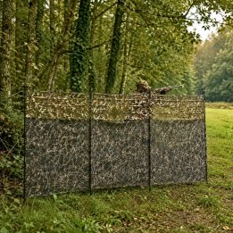 Stepland Affût 4 m : filet camo 3D sur piquets | Espace Chasse