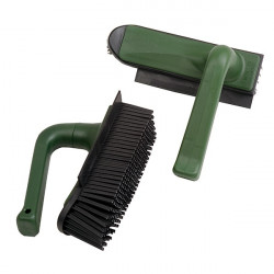 Brosse pour chien et vêtement.